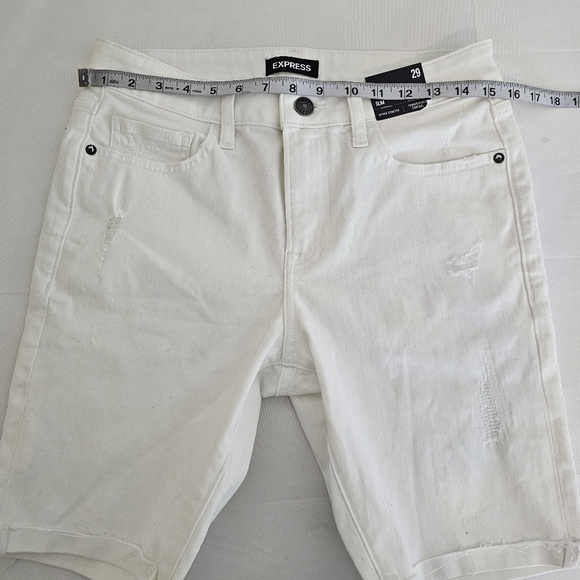 Express Slim Distressed Raw Hem White Temp Control Hyper Stretch Jean Shorts - Picture 9 of 13